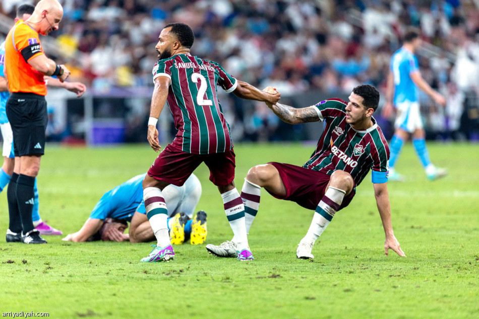 من المحاولة الأولى.. «السماوي»
بطل العالم بأكبر انتصار