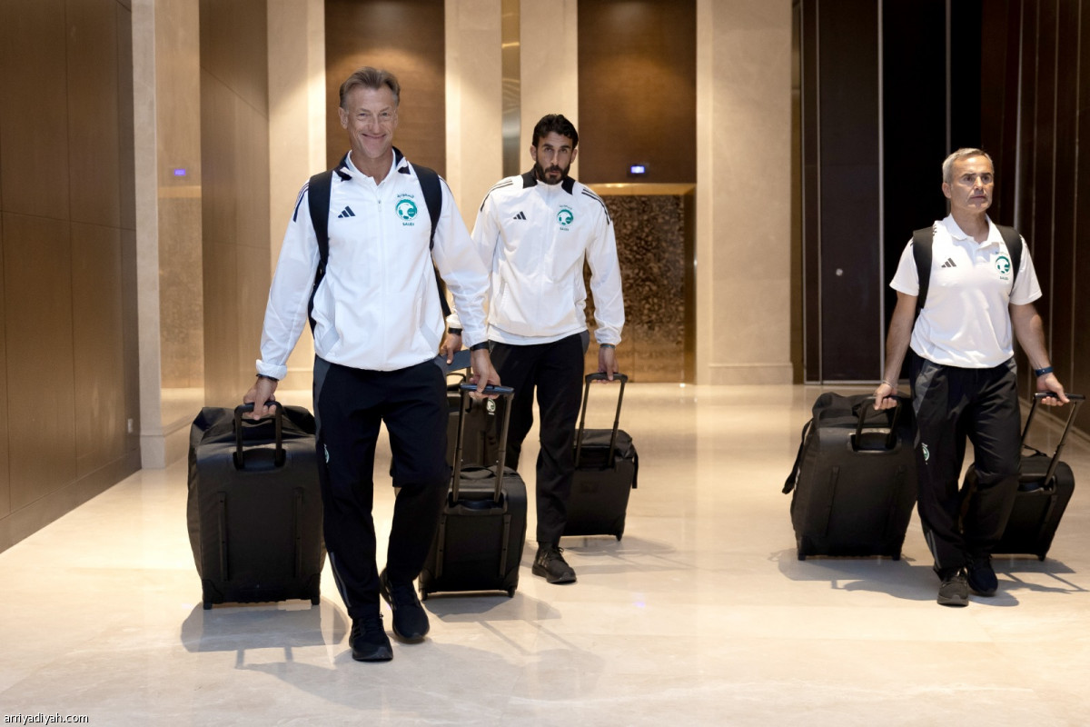 الصقور تودّع