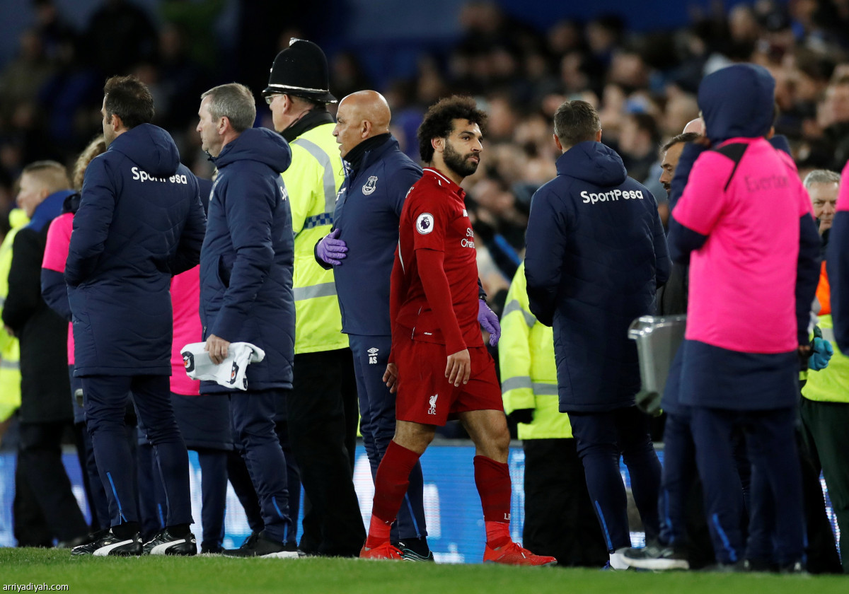 ليفربول يفرط في الصدارة