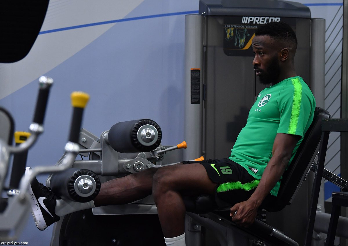 الأخضر يعاود تدريباته