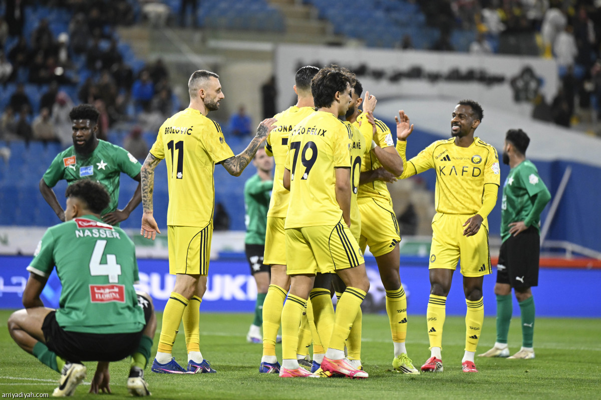 القمة تبقى نصراوية