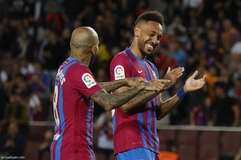 برشلونة يعبر سلتا فيجو بثلاثية