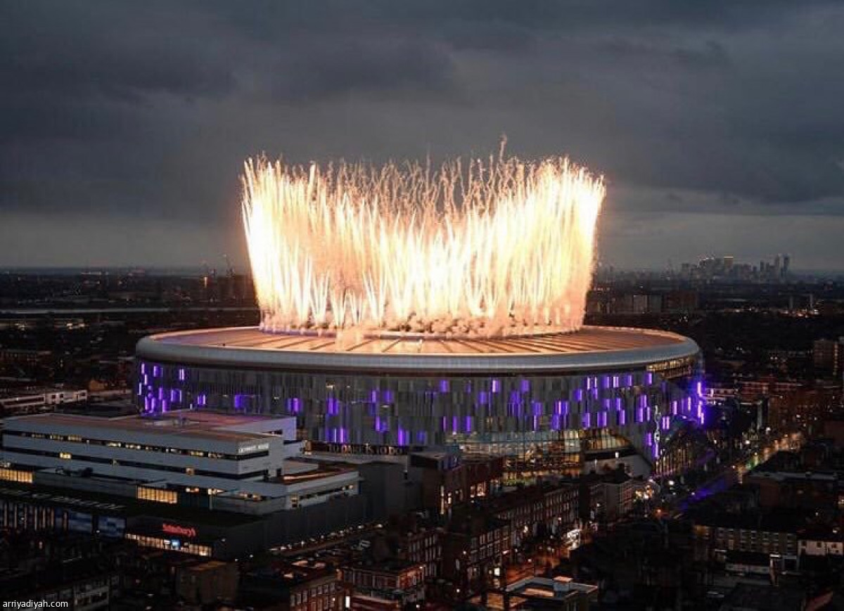 توتنهام يدشن ملعبه