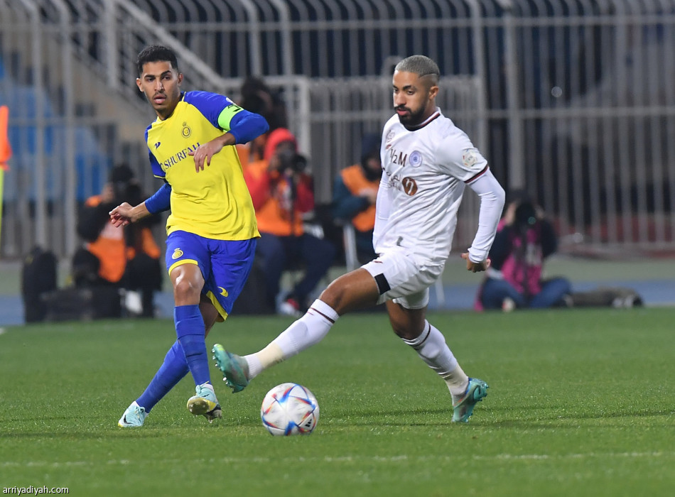الشباب يعطل النصر بتعادل سلبي