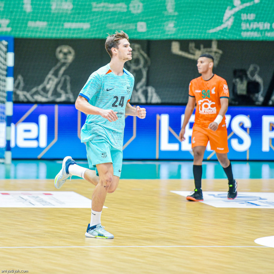 التوأم يقود برشلونة
إلى نصف النهائي