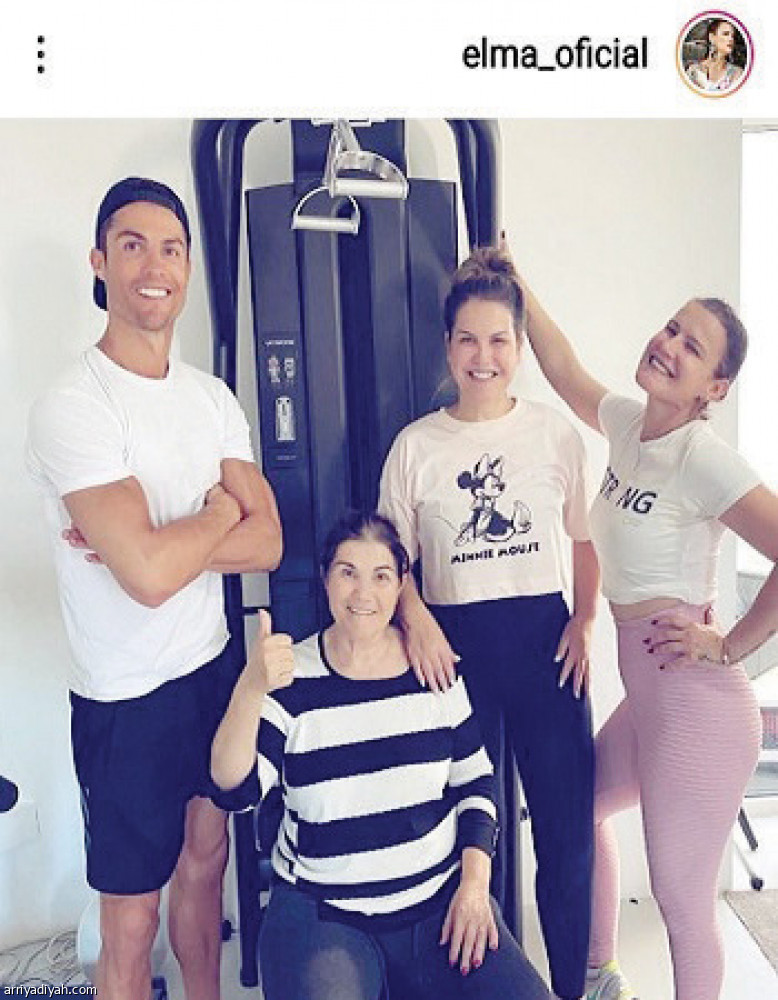 عائلة رونالدو 
تنافس النجوم في إنستجرام