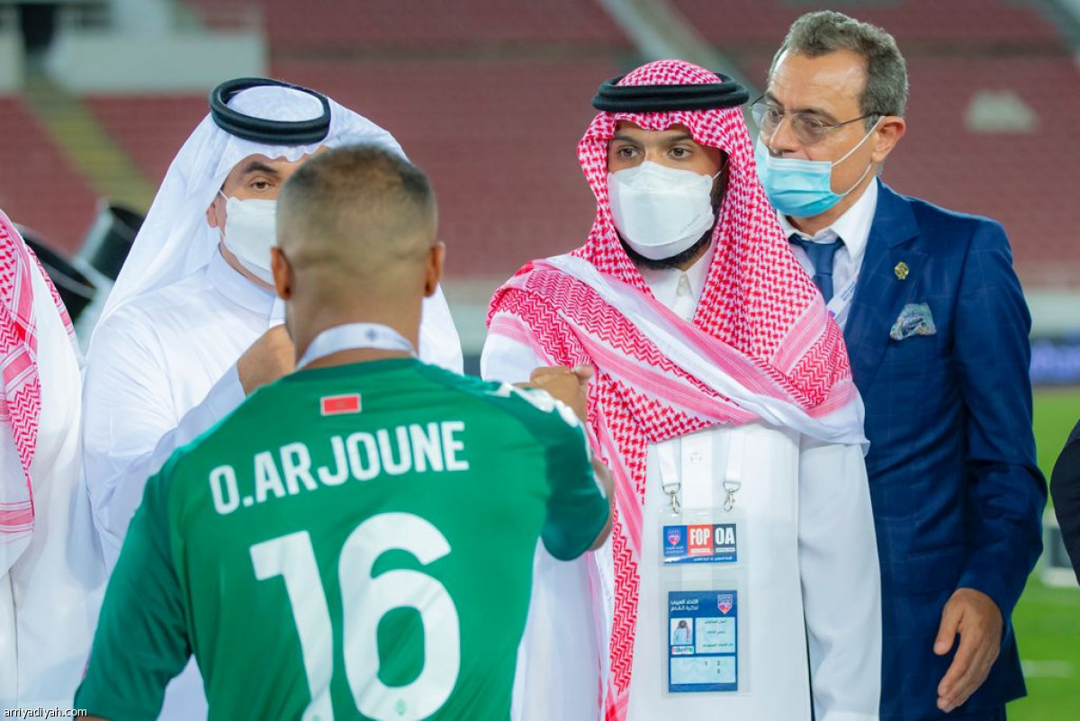 الاتحاد يكتفي بالوصافة