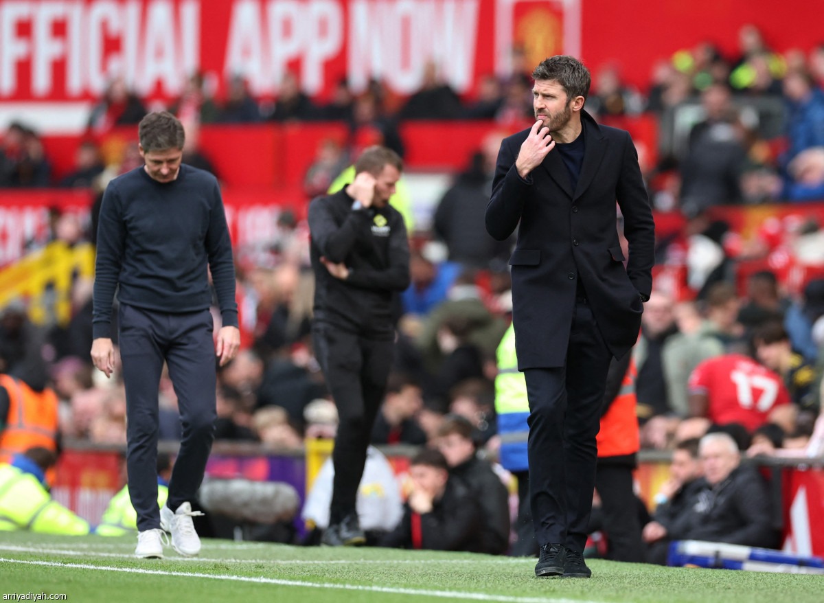 كاريك.. انتصار سادس