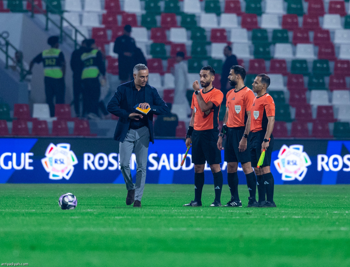 احتفالات.. واعتراضات