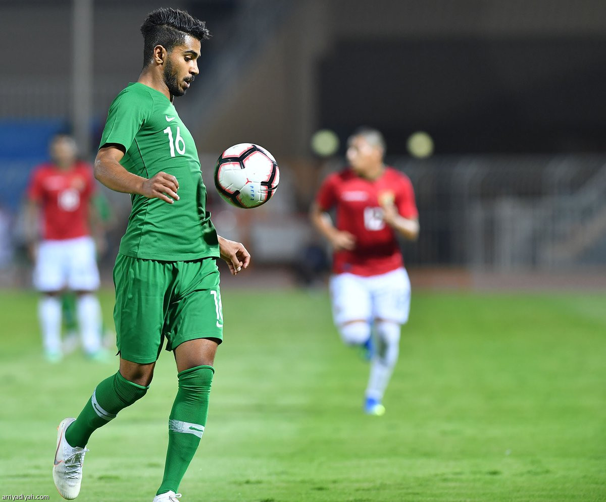 الأخضر يتعادل