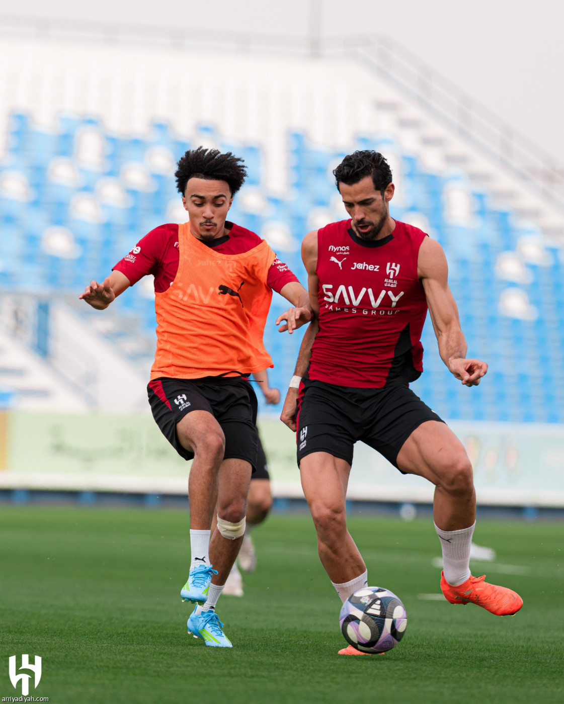 الأزرق يتأهب