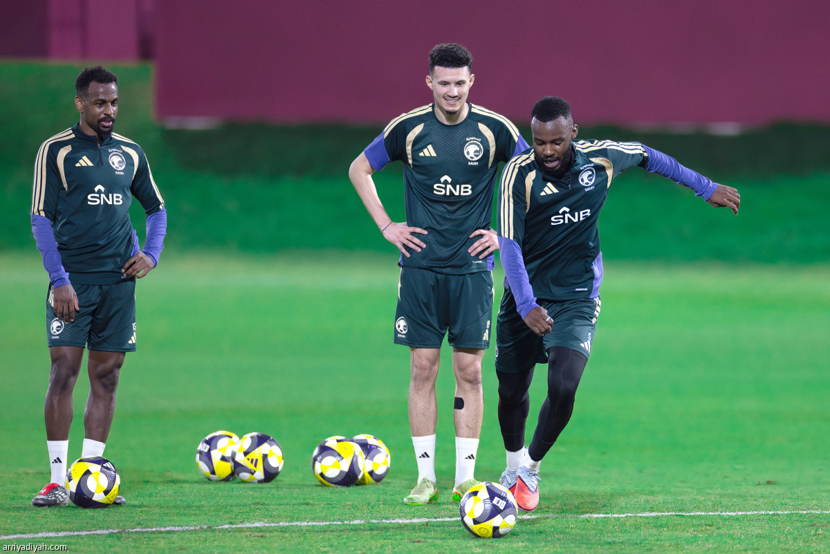 الأخضر يتأهب