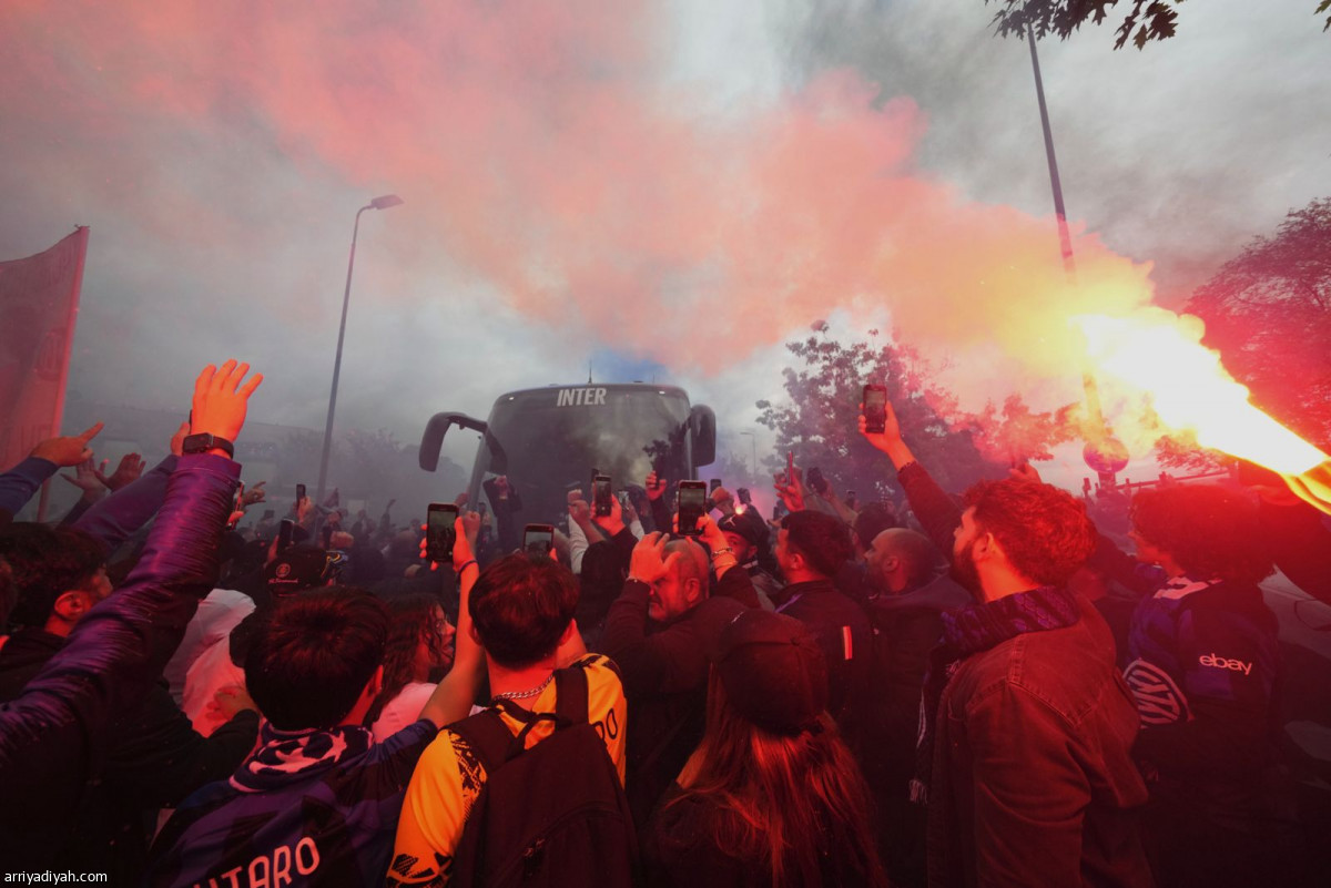 استقبالات ملونة