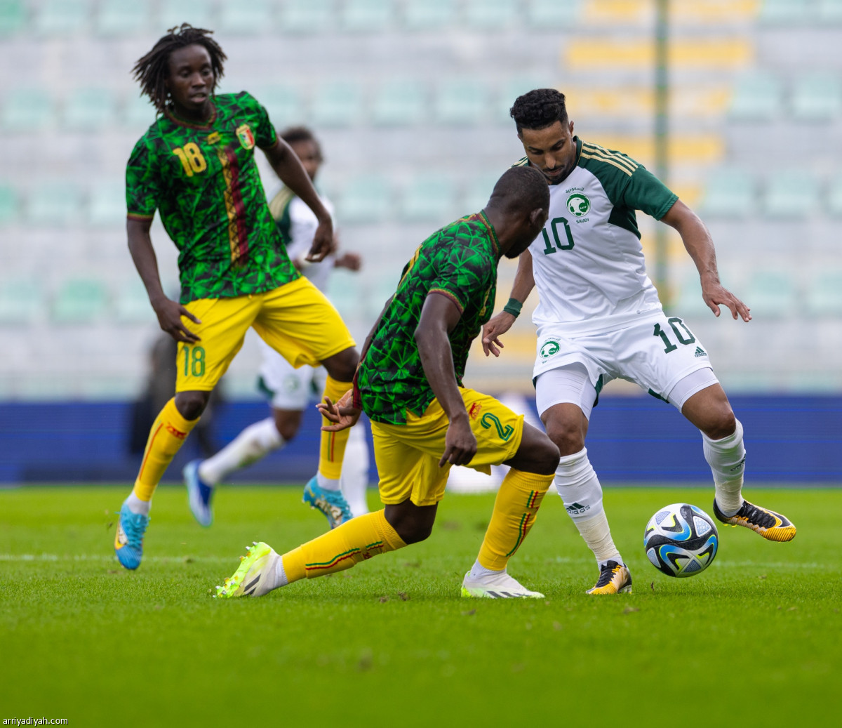 الأخضر يخسر