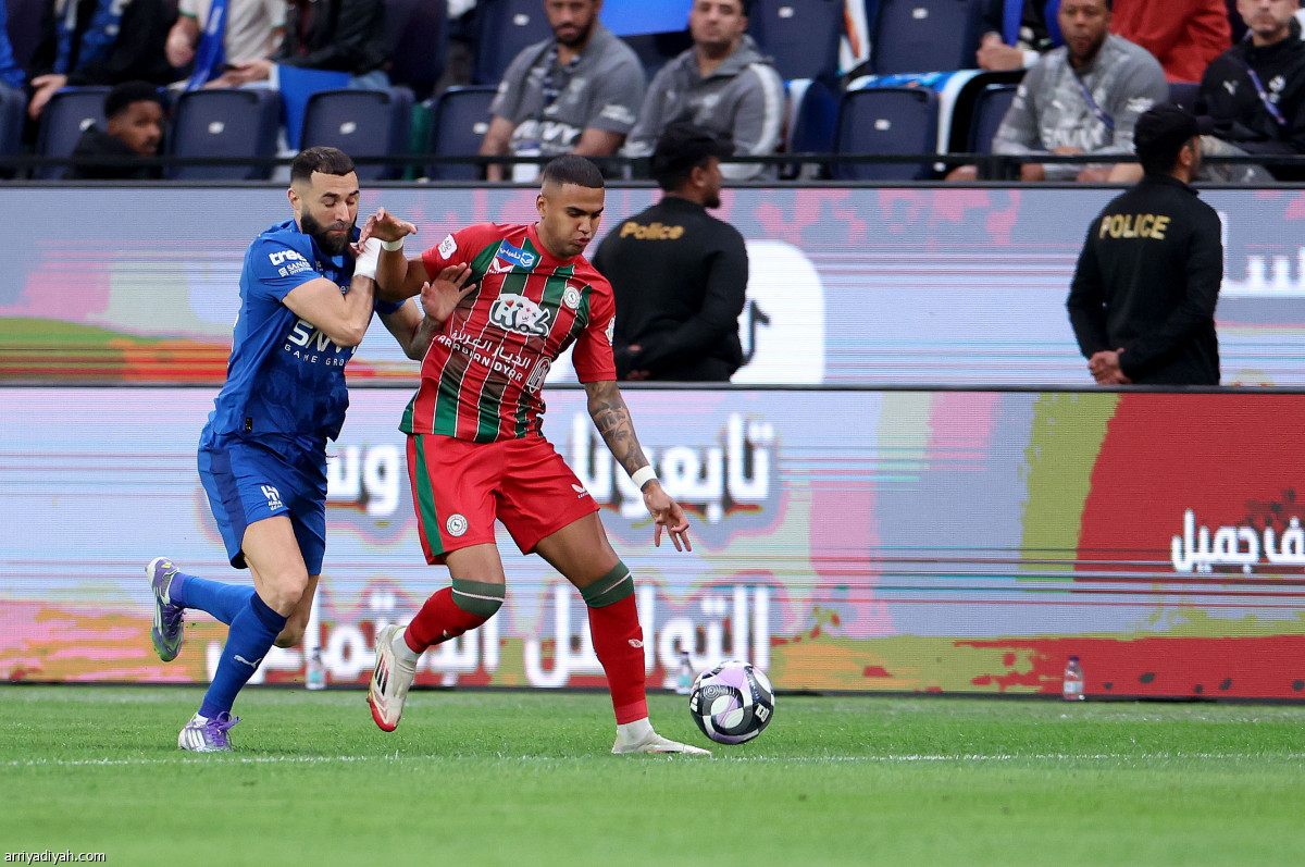 المتصدر ينتصر