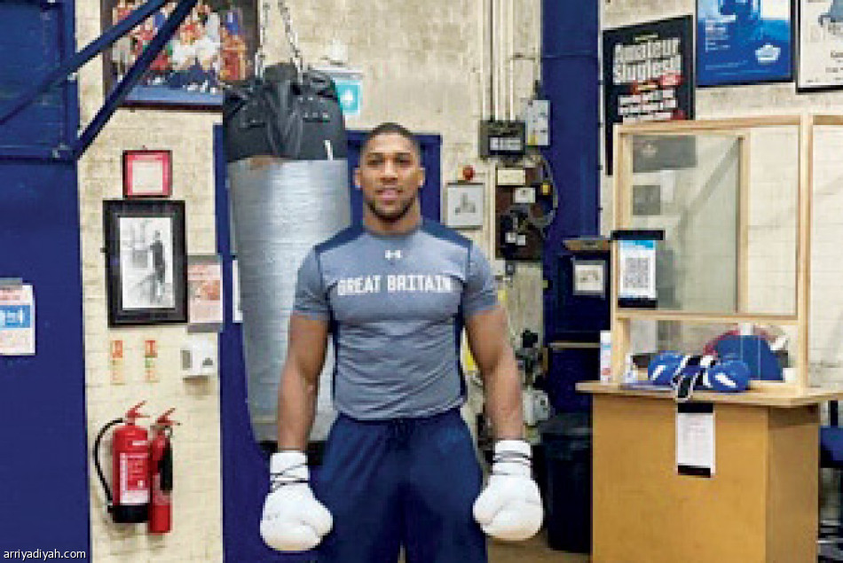 كوهلي
ينافس الكبار