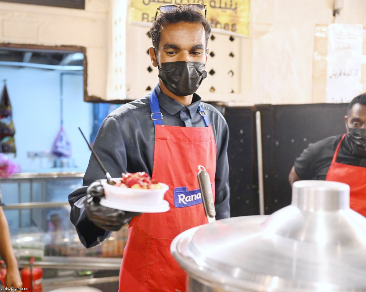 «عادت ليالينا» في جدة