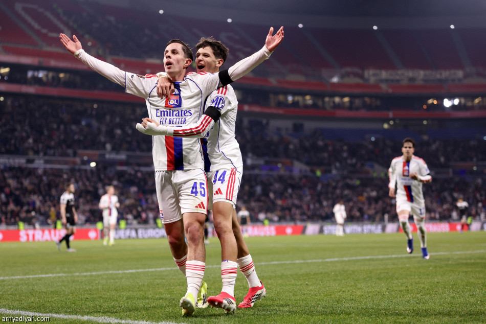 «يوروبا ليج».. ليون يتصدر الثمانية الكبار.. روما يخطف البطاقة الأخيرة