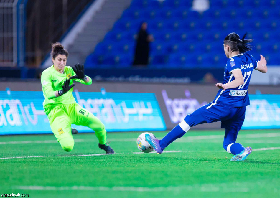 سجّل يا تاريخ..
سيدات النصر أول بطل