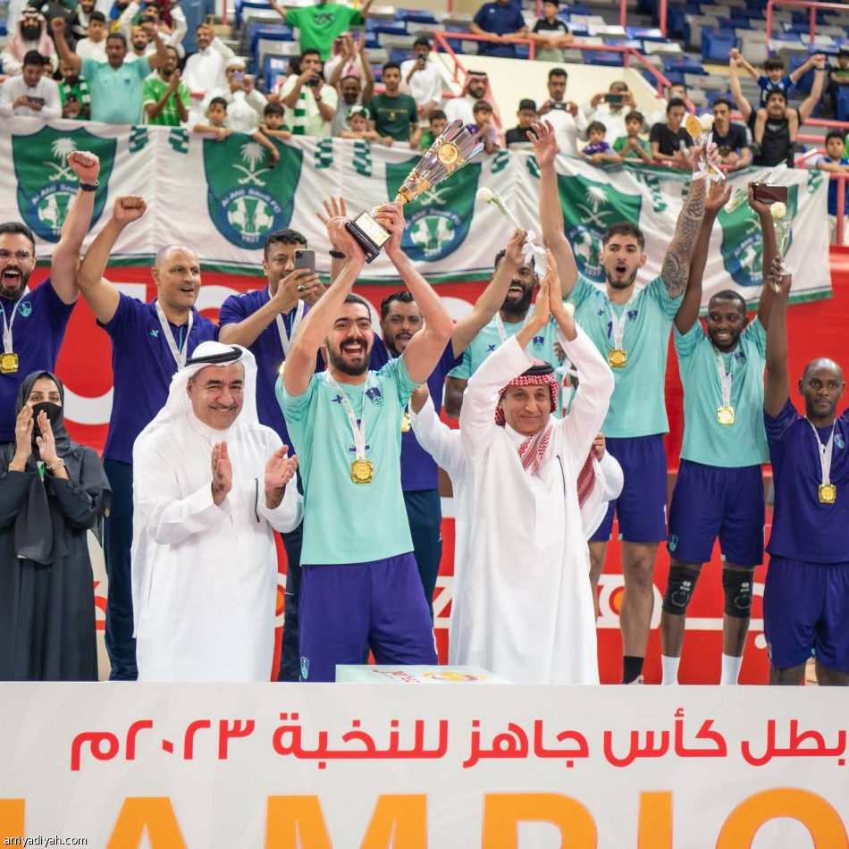 «طائرة الأهلي» تضم النخبة إلى الدوري وكأس الاتحاد