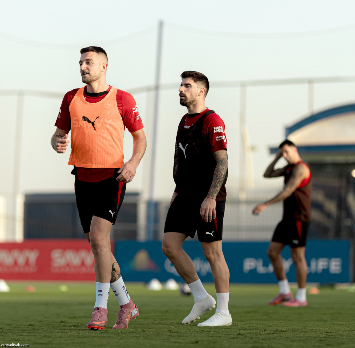 نونيز يشارك