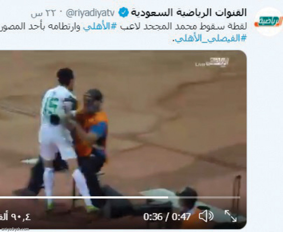 القدير:
المجحد تكفل بعدستي