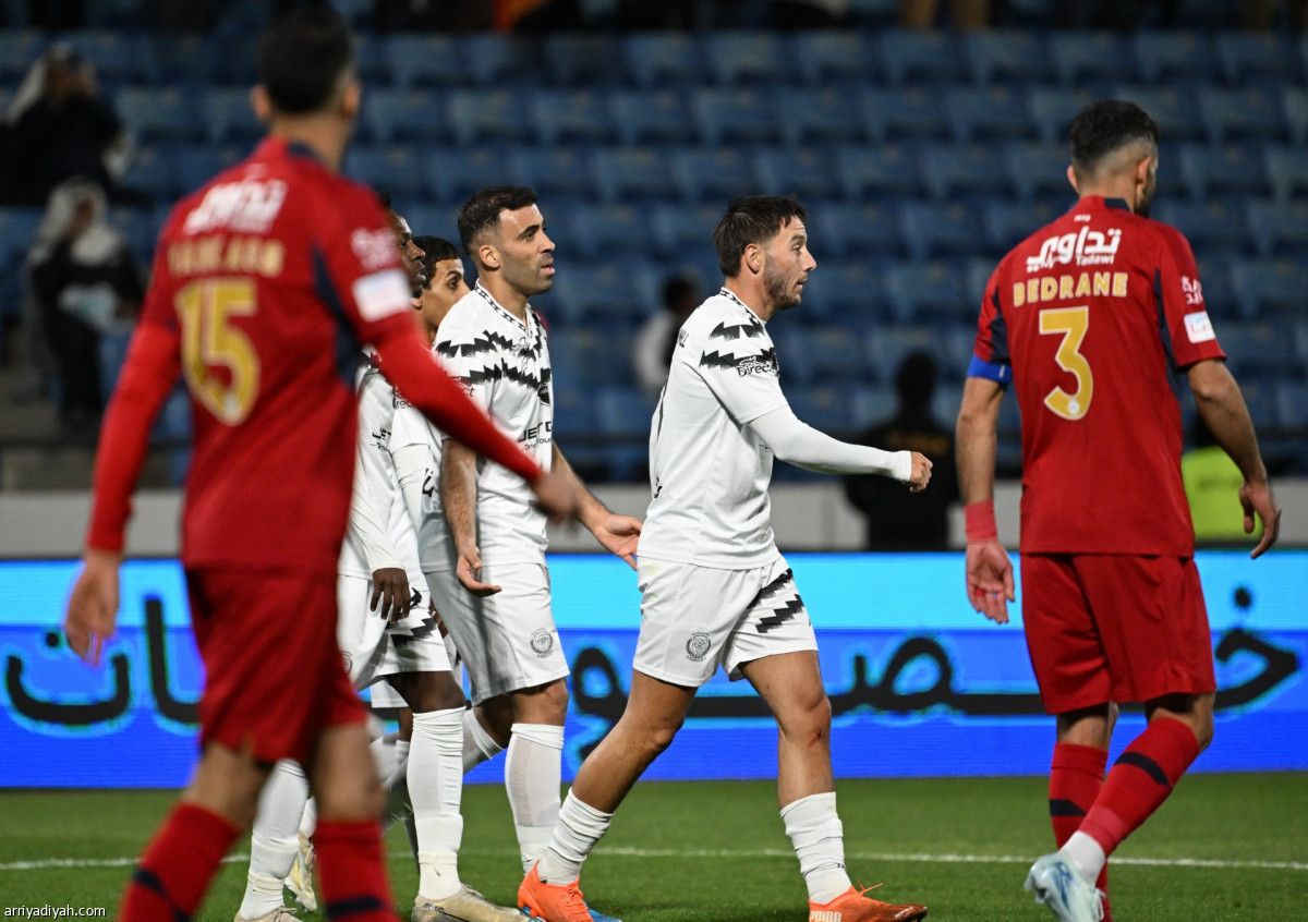 عودة الليوث