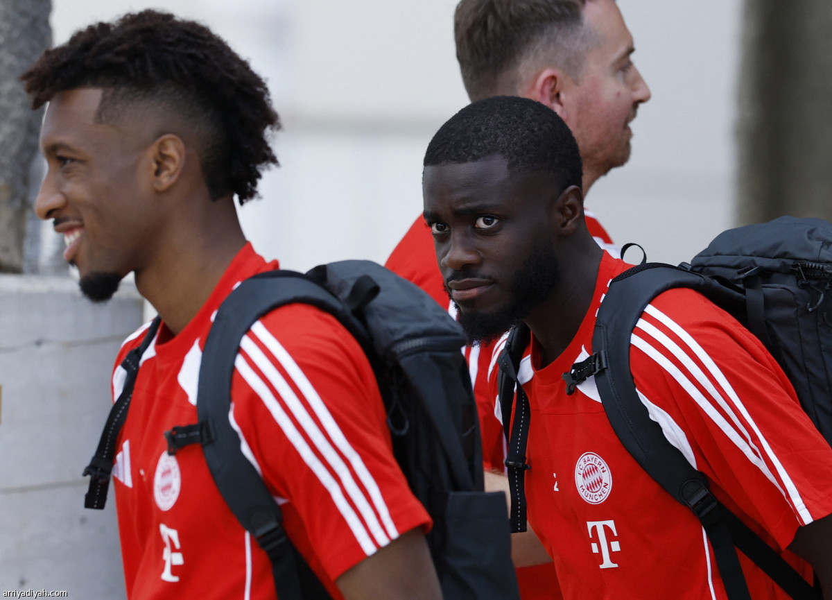 البافاري يصل