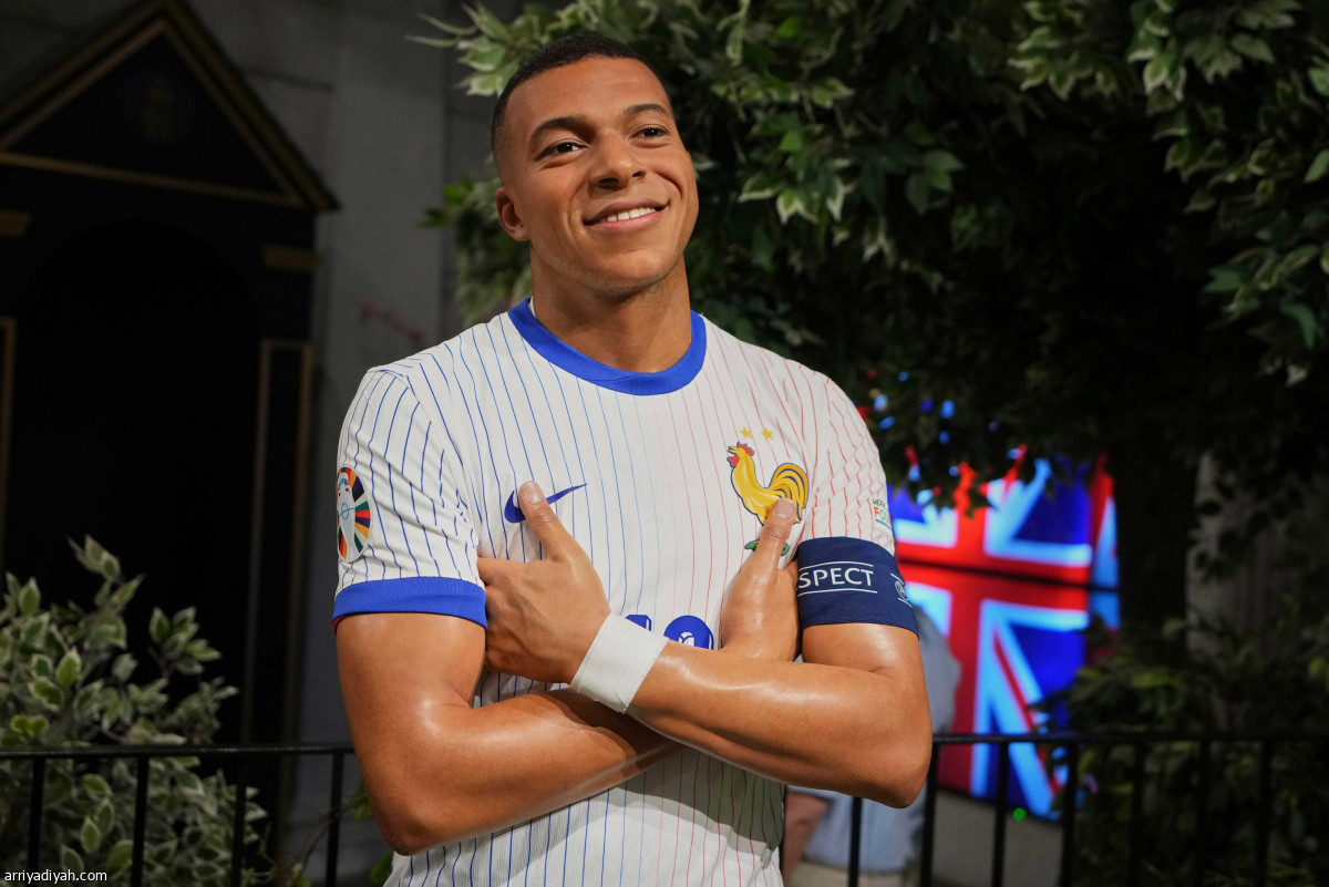 مبابي بالشمع