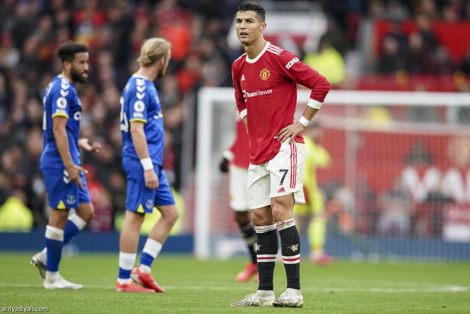 إيفرتون يفرض التعادل على مانشستر يونايتد
