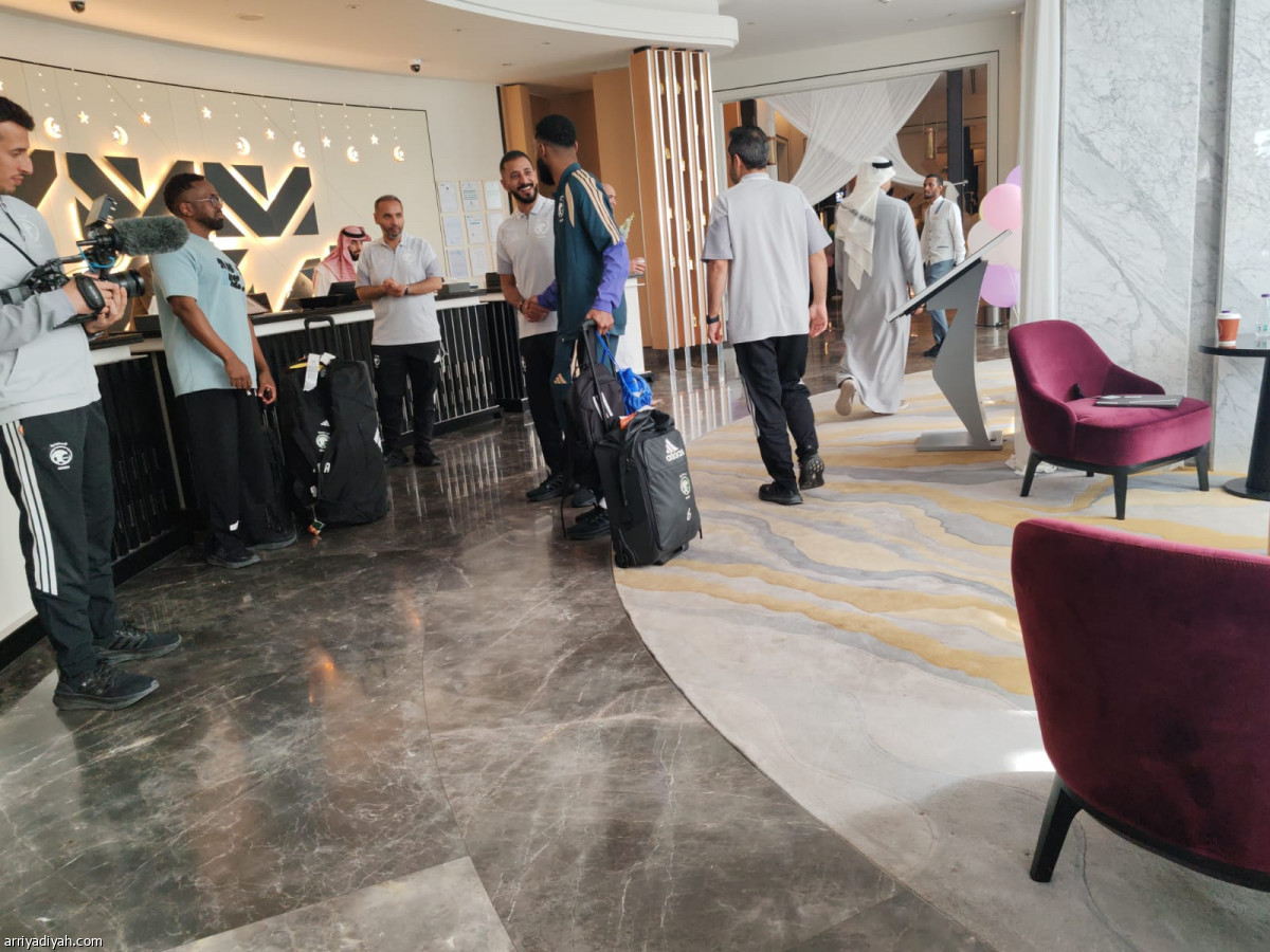 الصقور في بلازا