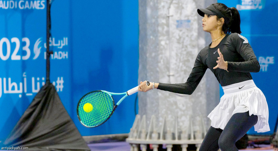 ديما.. 
تتعملق تحت أبراج الذهب