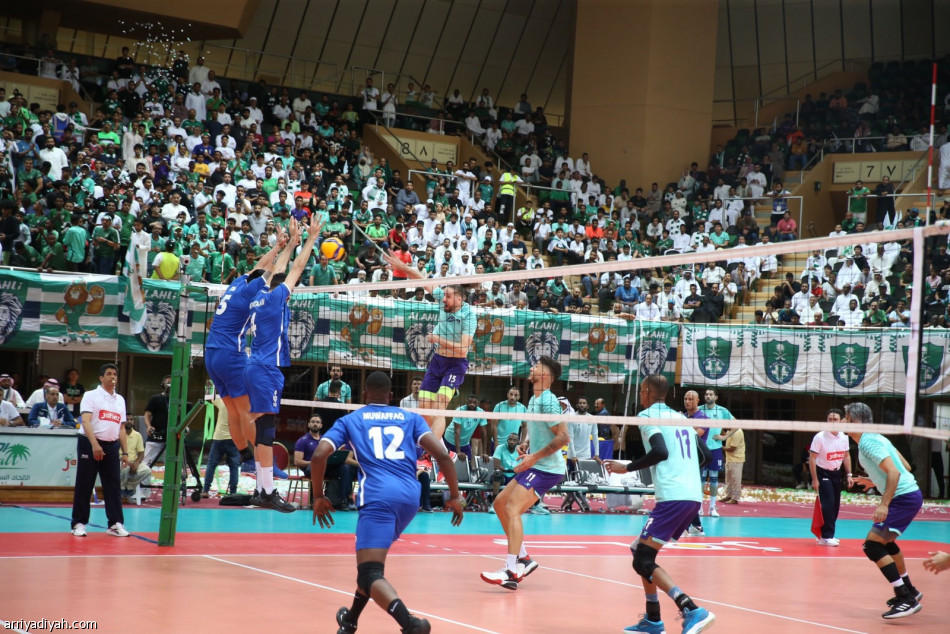 طائرة الأهلي تحسم كأس جاهز