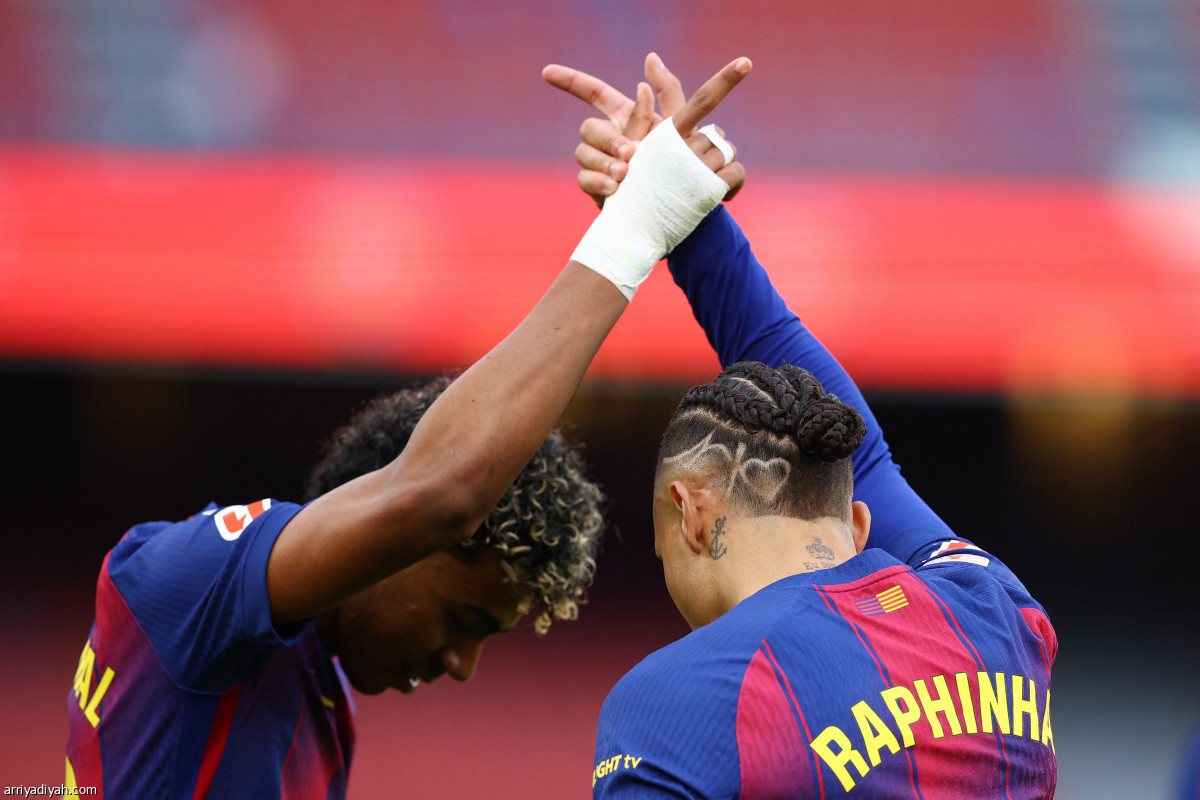 لامين في نادي الـ100