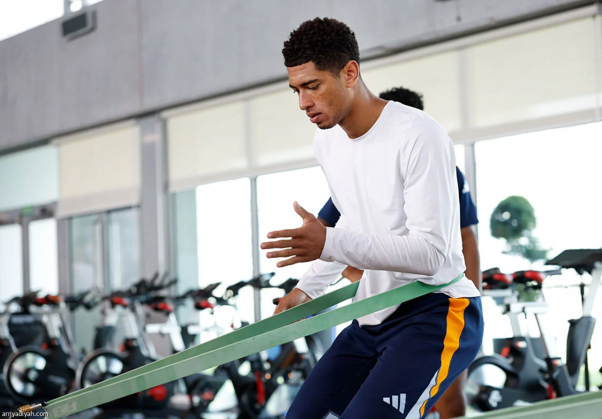 الريال يفرض السيطرة